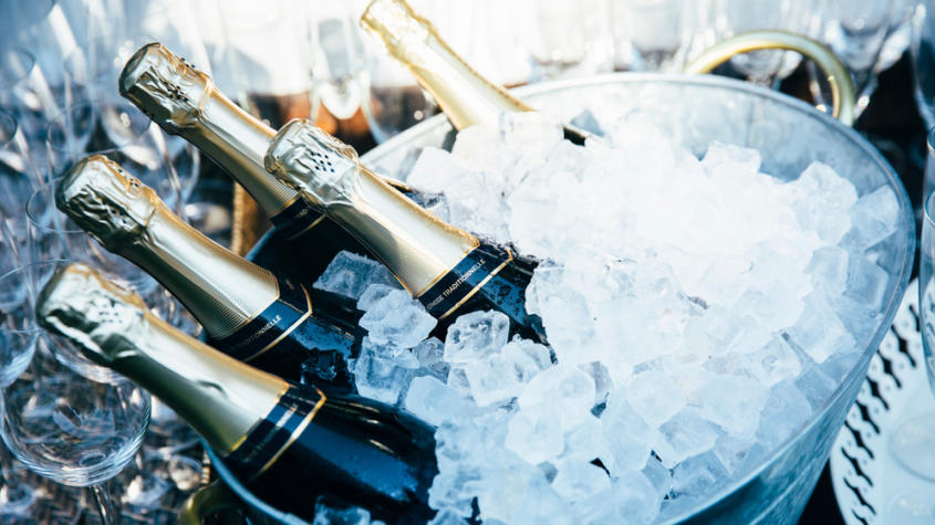 Conozca las diferencias entre el Cava y el Champagne