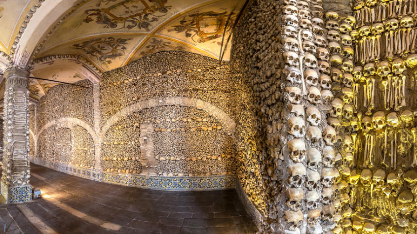 Capela dos Ossos, la capilla más misteriosa de Portugal
